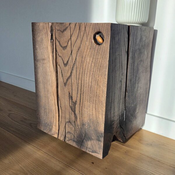 Ąžuolinis kubas Nr.10